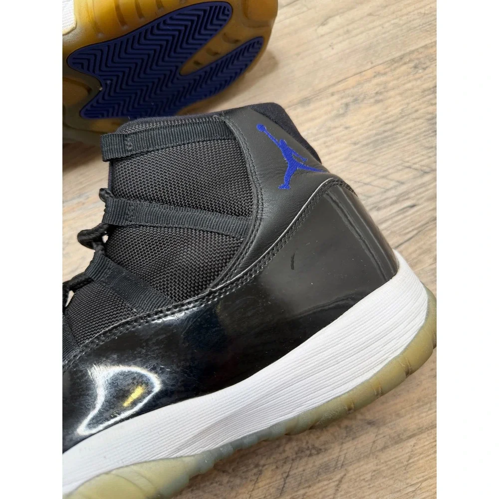 Jordan used 10